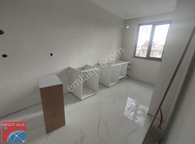 İstanbul Sancaktepe Satılık Ana Yola Yakın 2+1 85 M2 Daire