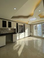 Esenyurt Talatpaşa Mahallesi 1+1 Kiralık Boş Daire 1.kat Balkonlu Amerikan Mutfak Full Dekorlu