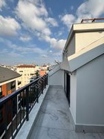 Güney Doğu Cepheli Deniz Manzaralı, Ferah Ve Yapılı 3+1 Satılık Dubleks Daire