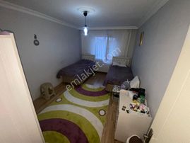 Şentürk Gayrimenkul'den Karapürçek'de 3. Kat Asansörlü Daire***