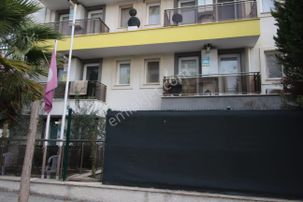 Söke Yenikentte Satılık 2+0 Havuzlu Sitede Daire