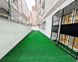 Havuzlu Güvenlikli Site İçinde Metrobüse Yürüme Mesafeli 140 M2 3+1 Acil Satılık Daire