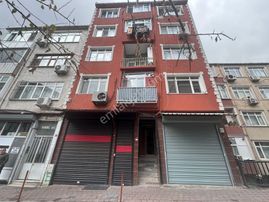 Altın Emlak'tan Balkonlu Ara Kat Kiralık 2+1 Daire