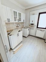 Altın Anahtardan 19 Mayıs Cd Yakını Ön Cephe Y.giriş Balkonlu