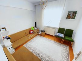 Altın Anahtardan Çiçeklide Katta Güney Yapılı Acil