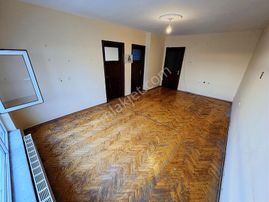 Altın Anahtardan Kalaba Da Üst Katta Atış Cd Üzeri Manzaralı