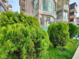 ꧁ay Emlaktan꧂akçay'da Müstakil Tadında Ön Cephe Ebeveyn Banyolu 3 Adet Balkonlu Satılık 3+1 Daire