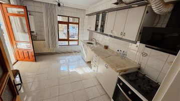 Altın Anahtardan Tepebaşı Dalgıç Cd Yakını Giriş Konumunda Acil