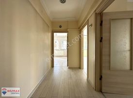 Re/max Central'dan Akdeğirmen Çayyurt, 3+1 Köşe,önü Açık,yapılı