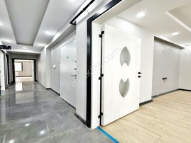 Sahibinden Meydana Eskule Avmye Yürüme Mesafesinde Sıfır 2+1 Ara Kat