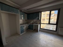 Ofis Kütüphane Sokağı Satılık Daire √