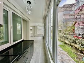 ꧁ay Emlaktan꧂akçay'da Müstakil Tadında Bahçe Kullanımlı Denize 100 M Kombili Satılık 2+1 Lüx Daire