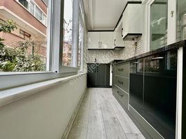 ꧁ay Emlaktan꧂akçay'da Müstakil Tadında Bahçe Kullanımlı Denize 100 M Kombili Satılık 2+1 Lüx Daire