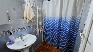 Baven'den Maliyeciler Mahalesinde Geniş Ferah 2+1 Arakat Daire