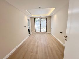 Çengelköyün En İyi Lokasyonunda, Bahçeli, 3+1 Sıfır Daire