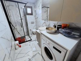 Novuss Gayrimenkul\\metro Durağı Karşısı Eşyalı D.gazlı Balkonlu