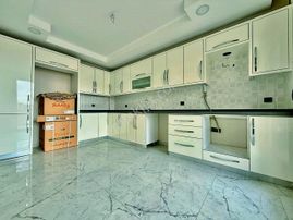 Uytundan Edremit Merkezde Yerden Isıtmalı 3+1 Dubleks Daire