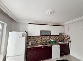 Ana Cadde Yakını Ara Katta Asansörlü Geniş 3+1 Daire Fırsatı..!