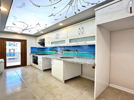 Esenyurt Güzelyurt Mahallesinde İçi Dekorlu Metrobüse Yakın 2+1 Arakat Daire