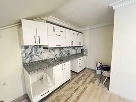 Saadetdere Mahallesi'nde Kelepir 2+1 Bahçe Katı