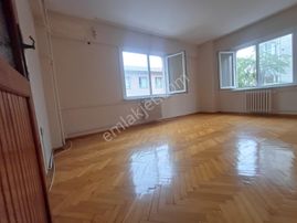 Fatih Aksaray Mah. Gür Sitesinde 3+1 Otoparklı Bakımlı Kiralık Daire Osmanlı Emlak