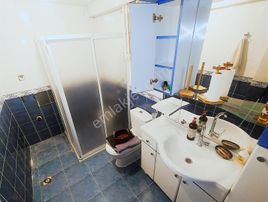 Asansörlü Satılık Daire 3+1 Site İçerisinde Metroya Yakın Manzra