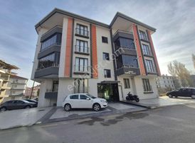 Yeni Binada 2+1 Ayrı Mutfaklı Kiralık