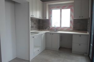 Mersin Mezitli Soli Center Civ 1+1 Site Havz Ekstra Kiralık Daire