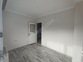 Balçova Belediye Karşısı Jeotermalli 3+1 Klasik Arakat Daire