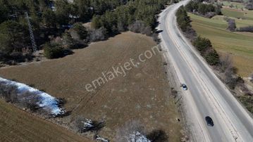 Kastamonu Emlak Gayrimenkul'den Ankara Yolu Kenarı 8 Dönüm Arazi