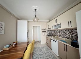 Fahri Korutürk'te 3.katta Asansörlü Ferah 3+1 Daire Fırsatı..!