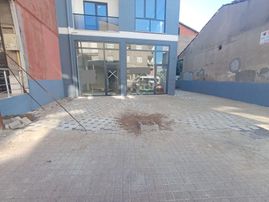 Pendik Esenyalıda Ana Caddeüstünde Satılık 50m2 Dükkanlar