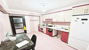 Atapark Mahallesi'nde Asansörlü Binada 3+1 Daire!