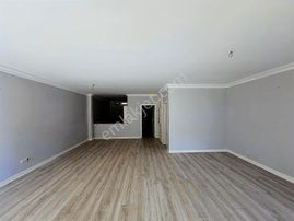 Göktürk Ravza Sitesinde Manzaralı 6+2 Kiralık Villa