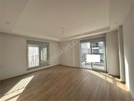 Çamlıbel'de Satılık Önü Açık Katta 2+1 Ayrı Mutfak Ayrı Wc Daire