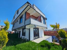 4+1 Müstakil Havuzlu, Denize 2.parsel,yerden Isıtmalı Lüks Villa