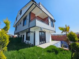 4+1 Müstakil Havuzlu, Denize 2.parsel,yerden Isıtmalı Lüks Villa