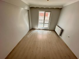 Alsancak Mah Hesaplı Satılık 3+1 Geniş Balkonlu Daire