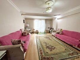 Metrobüsün Dibi Ebeveyn Banyolu Çift Balkonlu 130m²2+1 Satılık