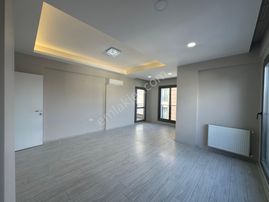 Çamdibi Metro Durağı Yakını Kiralık 3+1 Daire