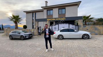 Kuşadası’nda Geniş Arsasıyla Satılık Lüks Köy Evi – Işık Can Konağı