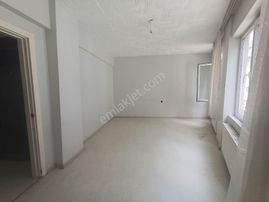 Sahibinden Altıparmak 2+1 Arakat Satılık Daire