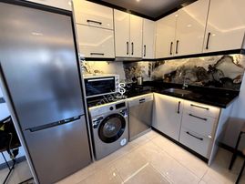 Alanya Güllerpınarı'nda 1+1 Full Lüks Eşyalı Denize 200 Metre Satılık Daire