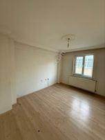 Ciftlik Mahallesinde İci Temiz Kiralık Daire