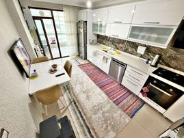 Avcılar Da Merkezi Konumda Full Yapılı Çift Balkonlu Satılık 3+1