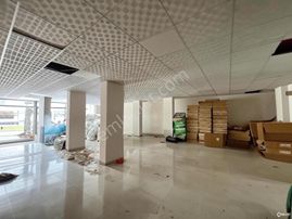Cb King'den Altınovada Cadde Üzeri Satılık Dükkan