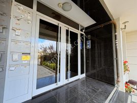 Çankaya'da Site İçerisinde Yapılı 5+2 Dubleks Satılık Daire