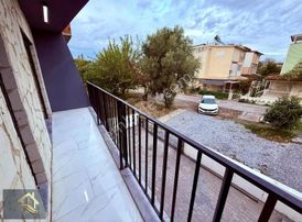 Kuşadası Güzelçamlı'da Özel Havuzlu Beyaz Eşyalı 3+1 Villa