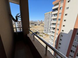 3ev Emlak'tan Tanrıverdi 2 Sitesinde Havuzlu Satılık 2+1 Daire