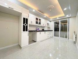 Alban Gyo'dan Ebeveyn Banyolu Çift Cephe 140m² Ara Kat 3+1 Daire